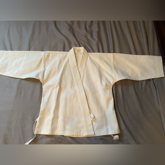 Karate Gi uniform - Picture 1 of 11